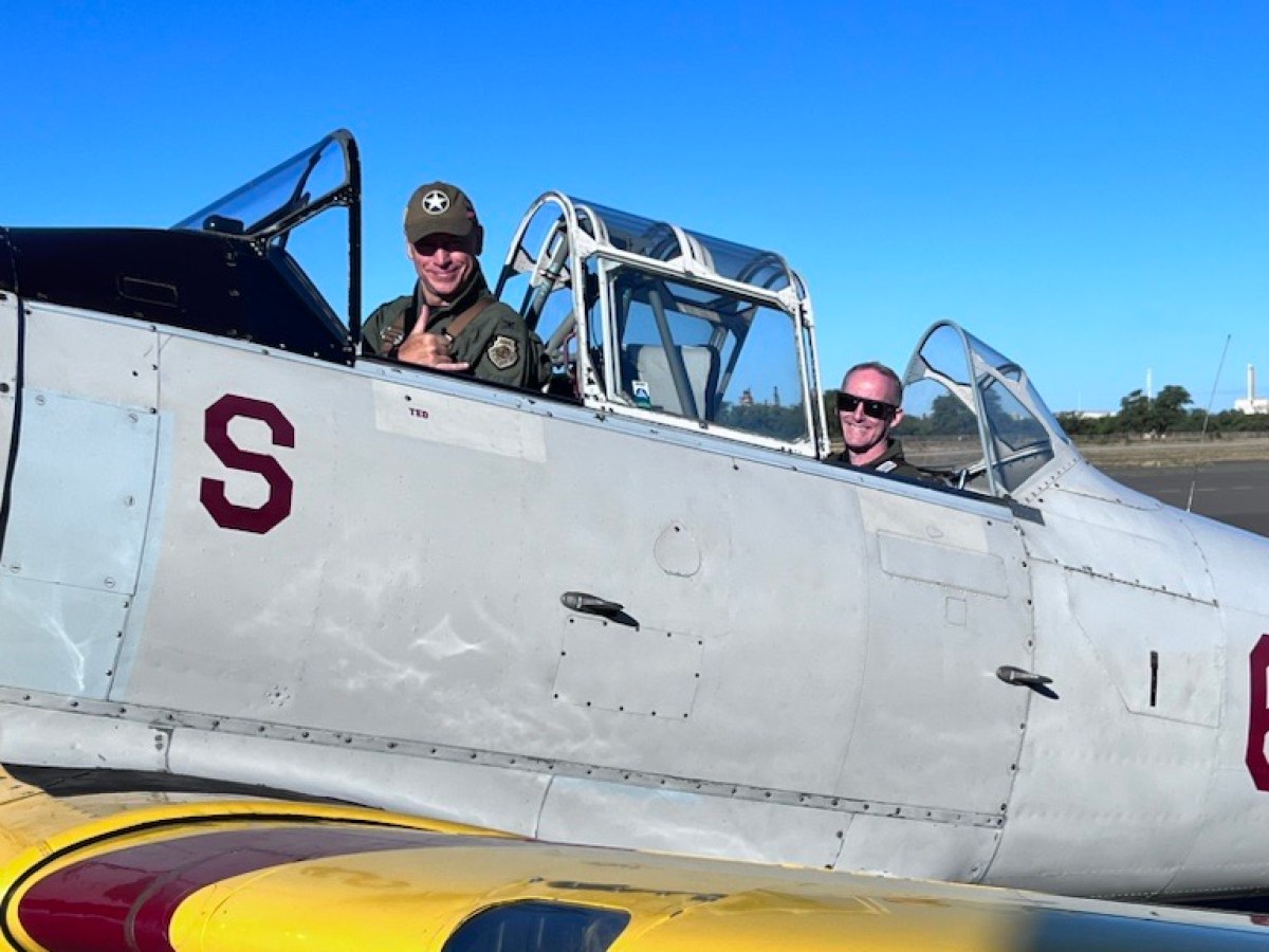 a close up of a propeller plane