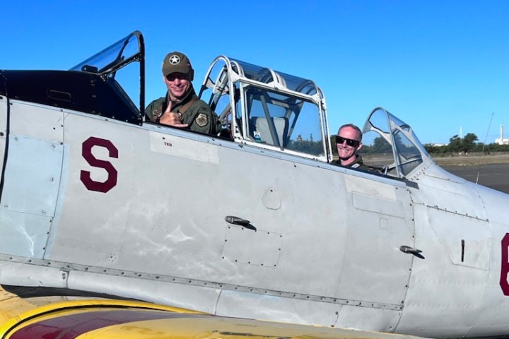 a close up of a propeller plane